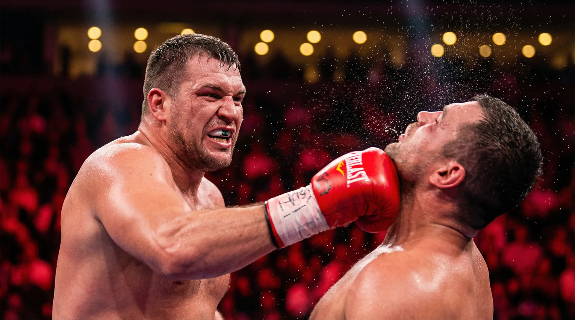 haha体育网站 重量级选手毁灭者马库斯精彩KO